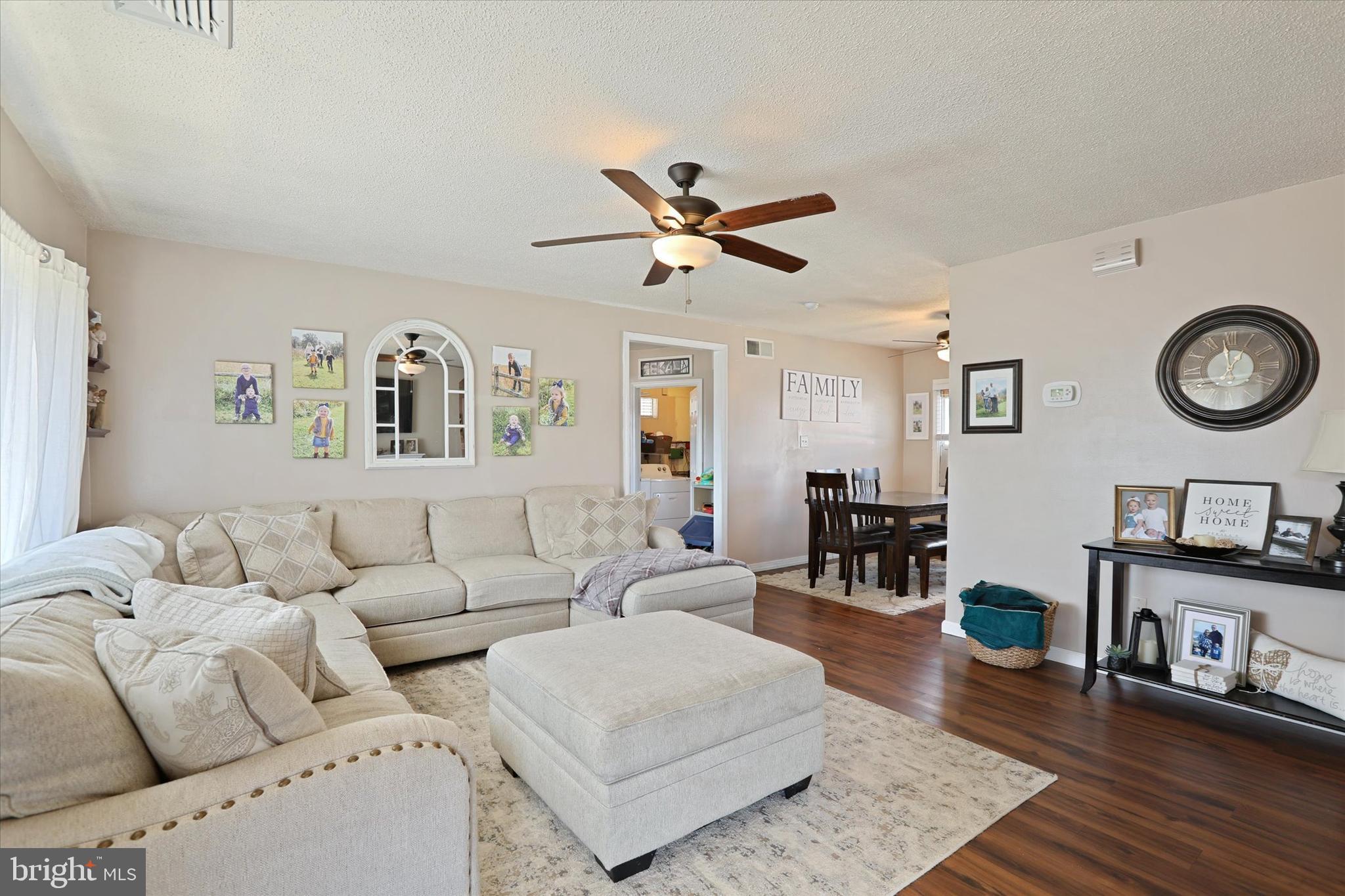 49 Prunewood Road Levittown, PA 19056 - Photo 8 of 31 Gallery Image 8