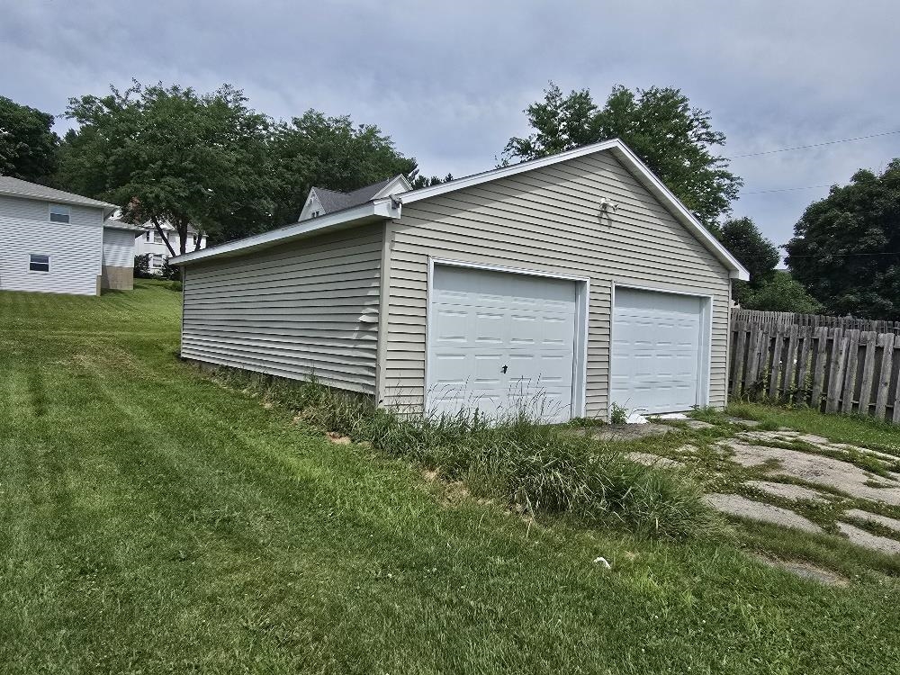 529 Mill Street Bloomington, WI 53804 - Photo 6 of 8