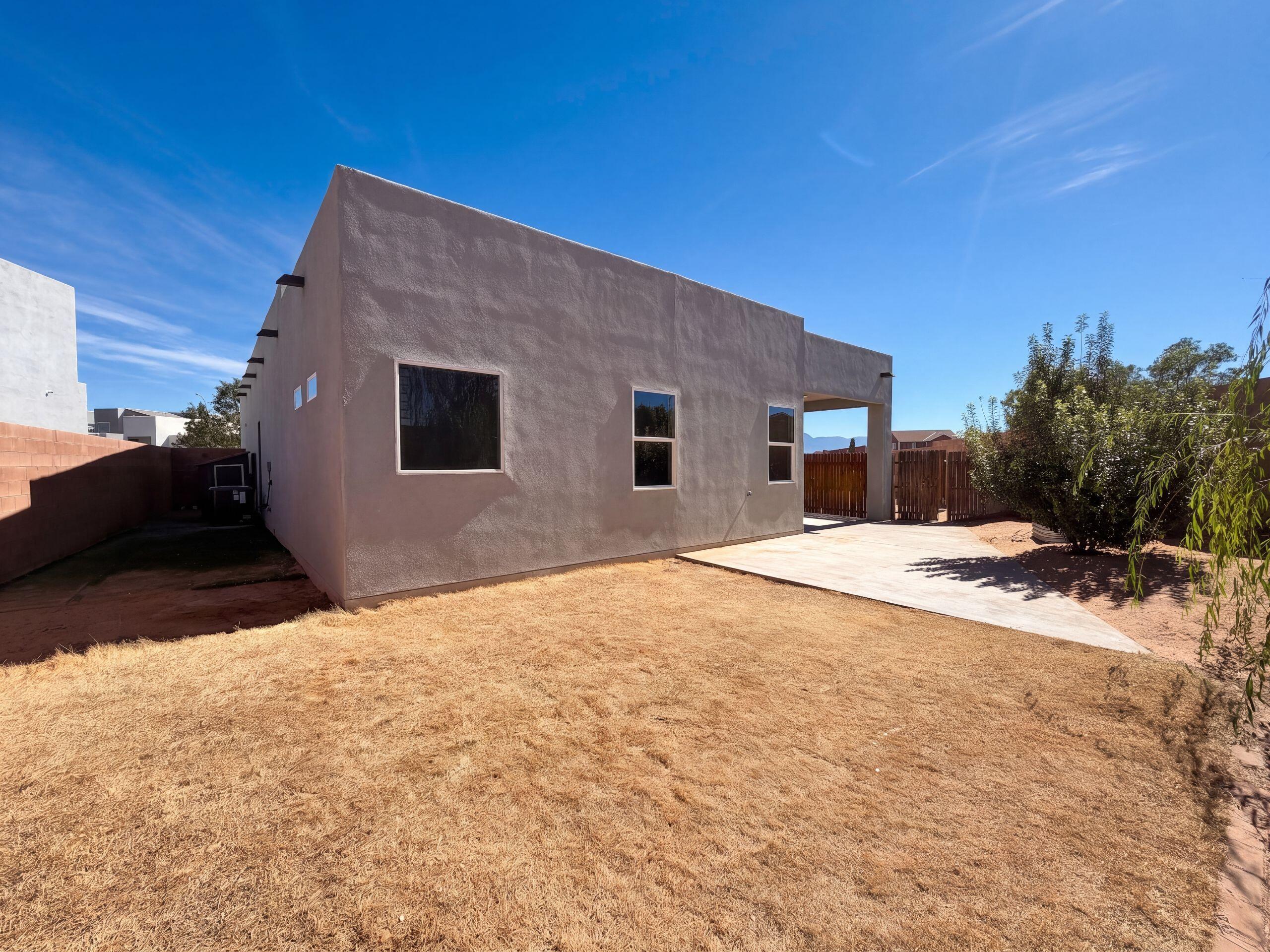 2437 Lynn Road Southeast Rio Rancho, NM 87124 - Photo 5 of 22 Gallery Image 5