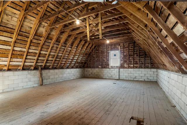 $275,000 | 8226 Wilharms Road, Newton, WI 54220