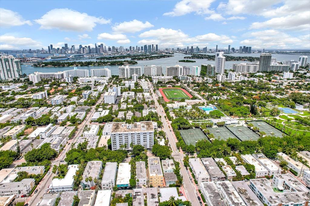 1051 Meridian Avenue, Unit 1C Miami Beach, FL 33139 - Photo 23 of 27 a view of a city