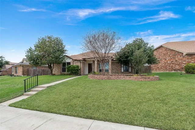 $425,000 | 1635 Cemetery Hill Road, Carrollton, TX 75007