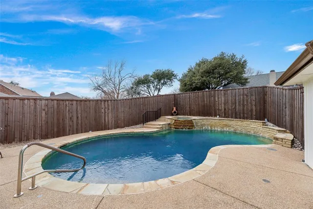 $425,000 | 1635 Cemetery Hill Road, Carrollton, TX 75007