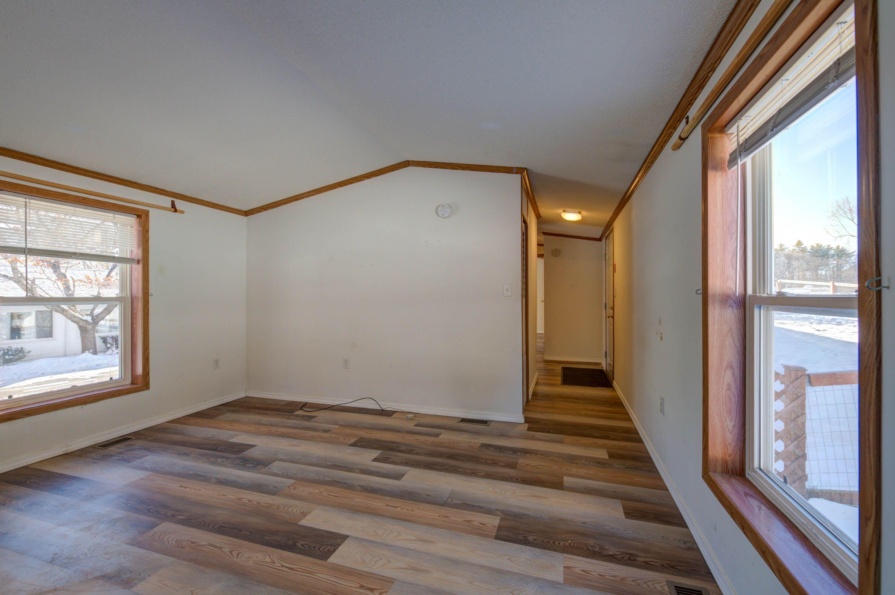 6 Williams Lane Raymond, ME 04071 - Photo 11 of 37 IMG_9319