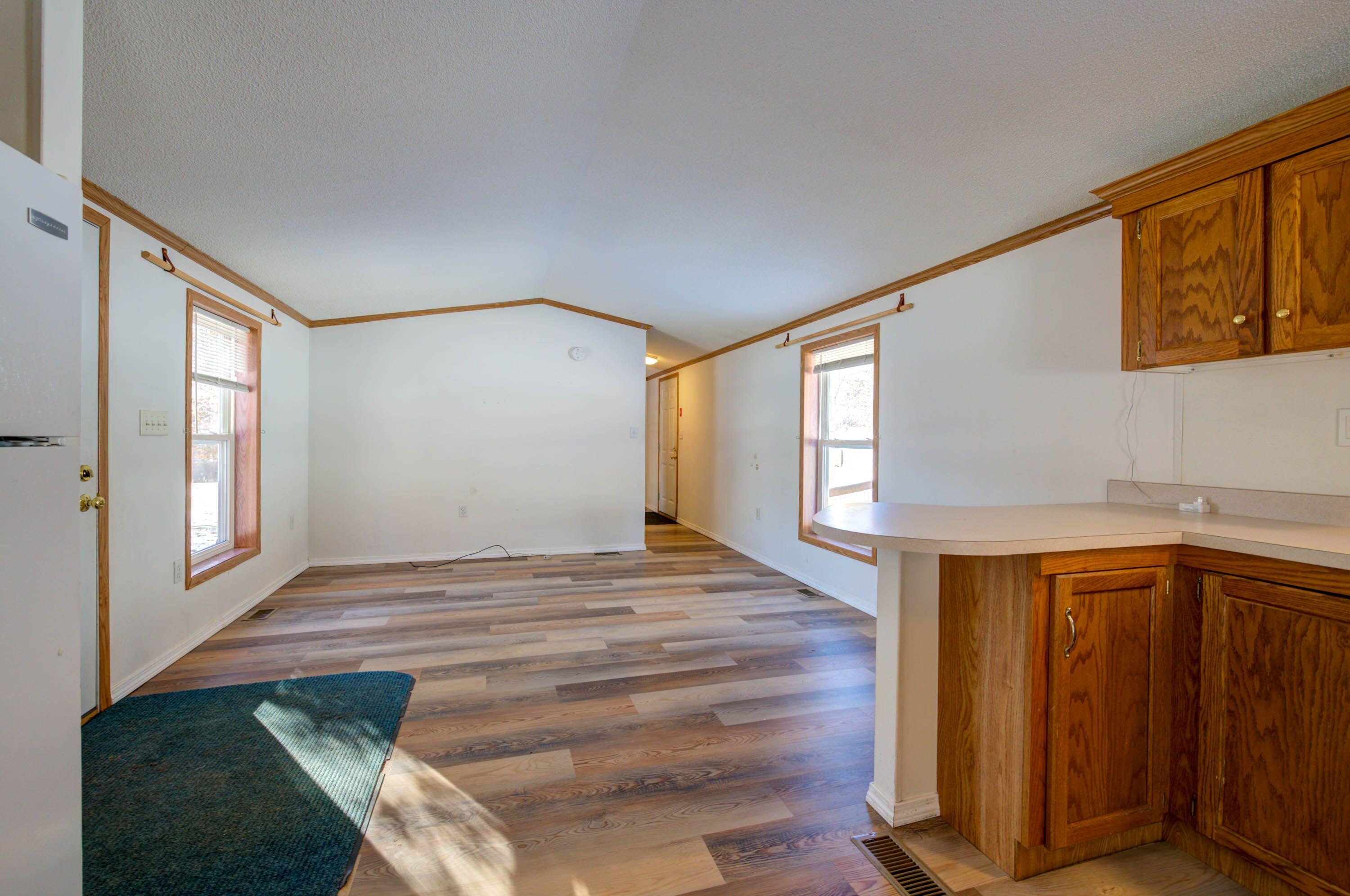 6 Williams Lane Raymond, ME 04071 - Photo 9 of 37 IMG_9316