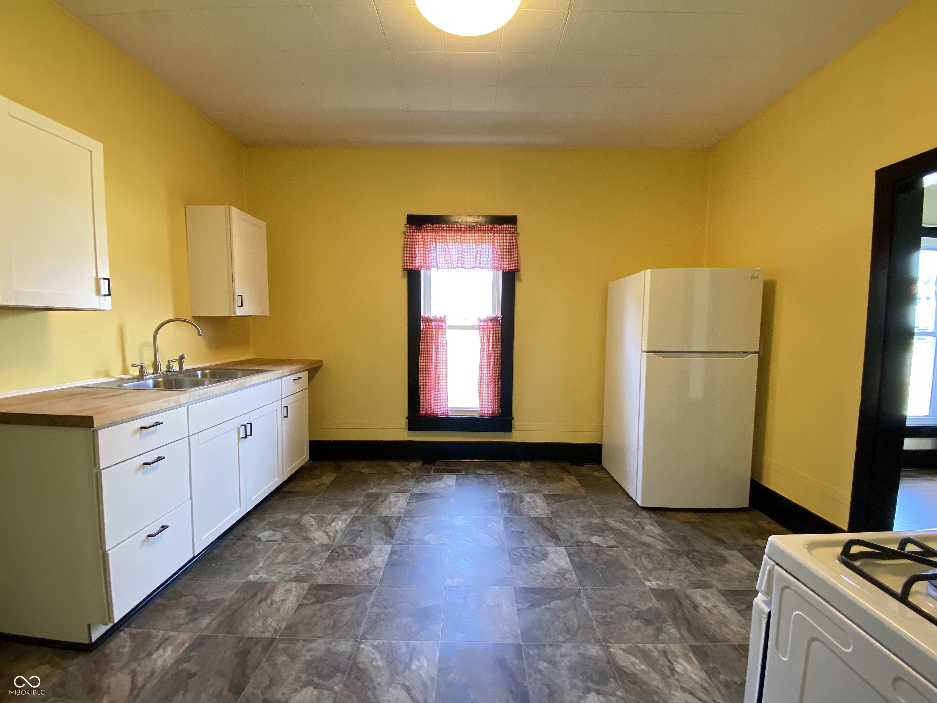 122 17th Street Bedford, IN 47421 - Photo 13 of 30