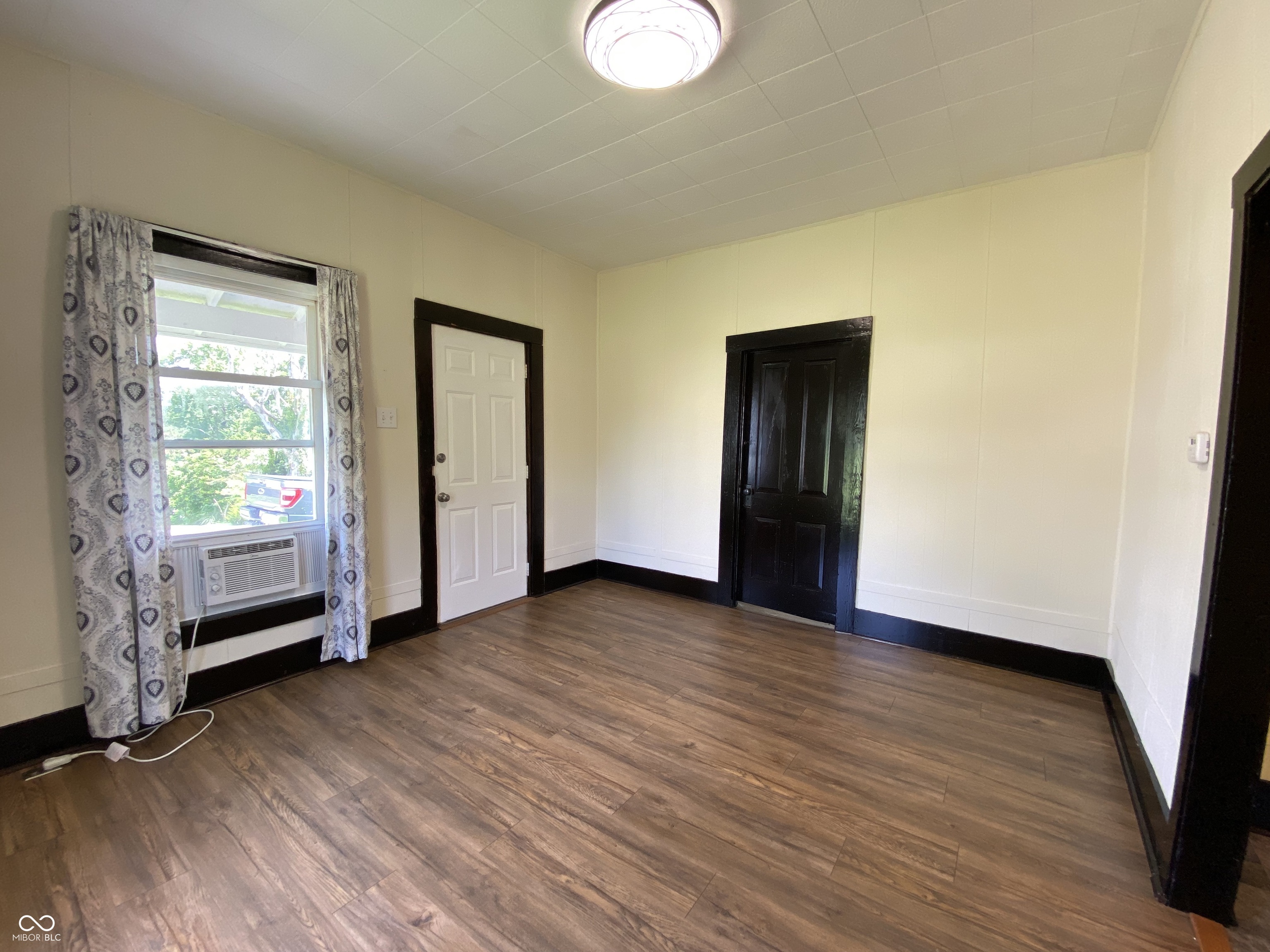 122 17th Street Bedford, IN 47421 - Photo 17 of 30