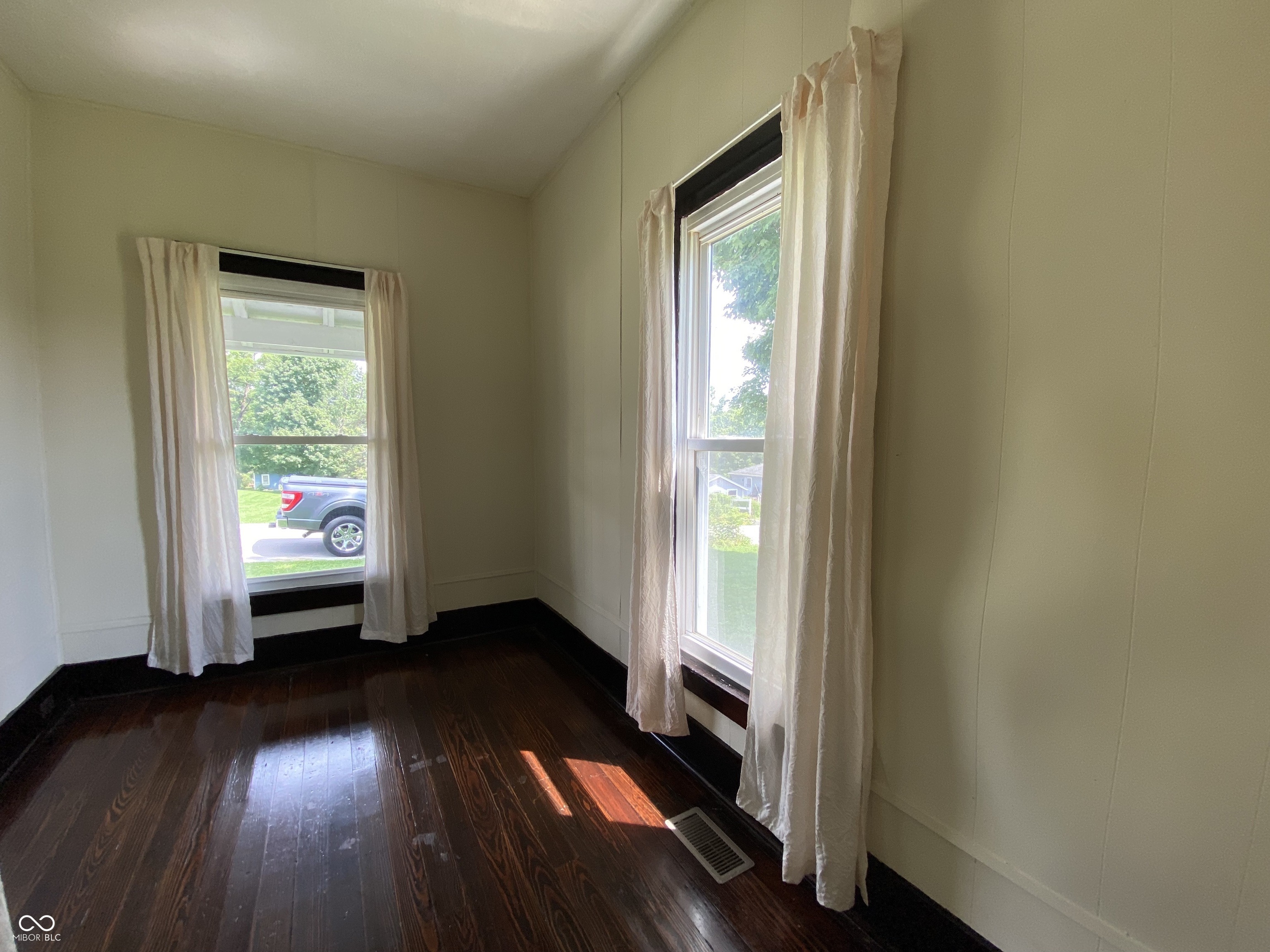 122 17th Street Bedford, IN 47421 - Photo 21 of 30