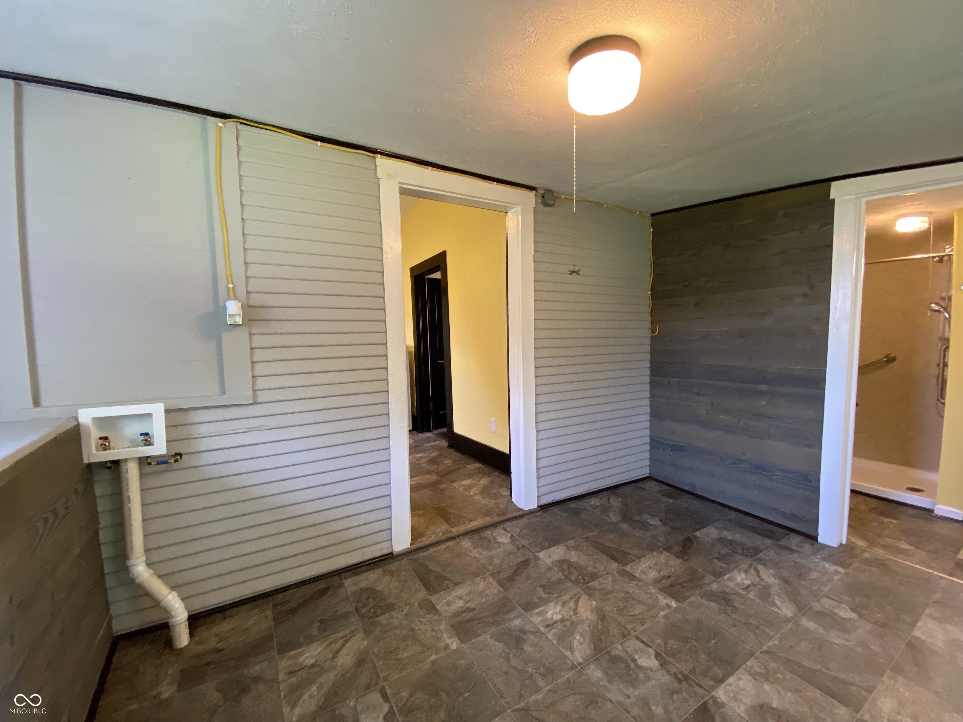 122 17th Street Bedford, IN 47421 - Photo 7 of 30