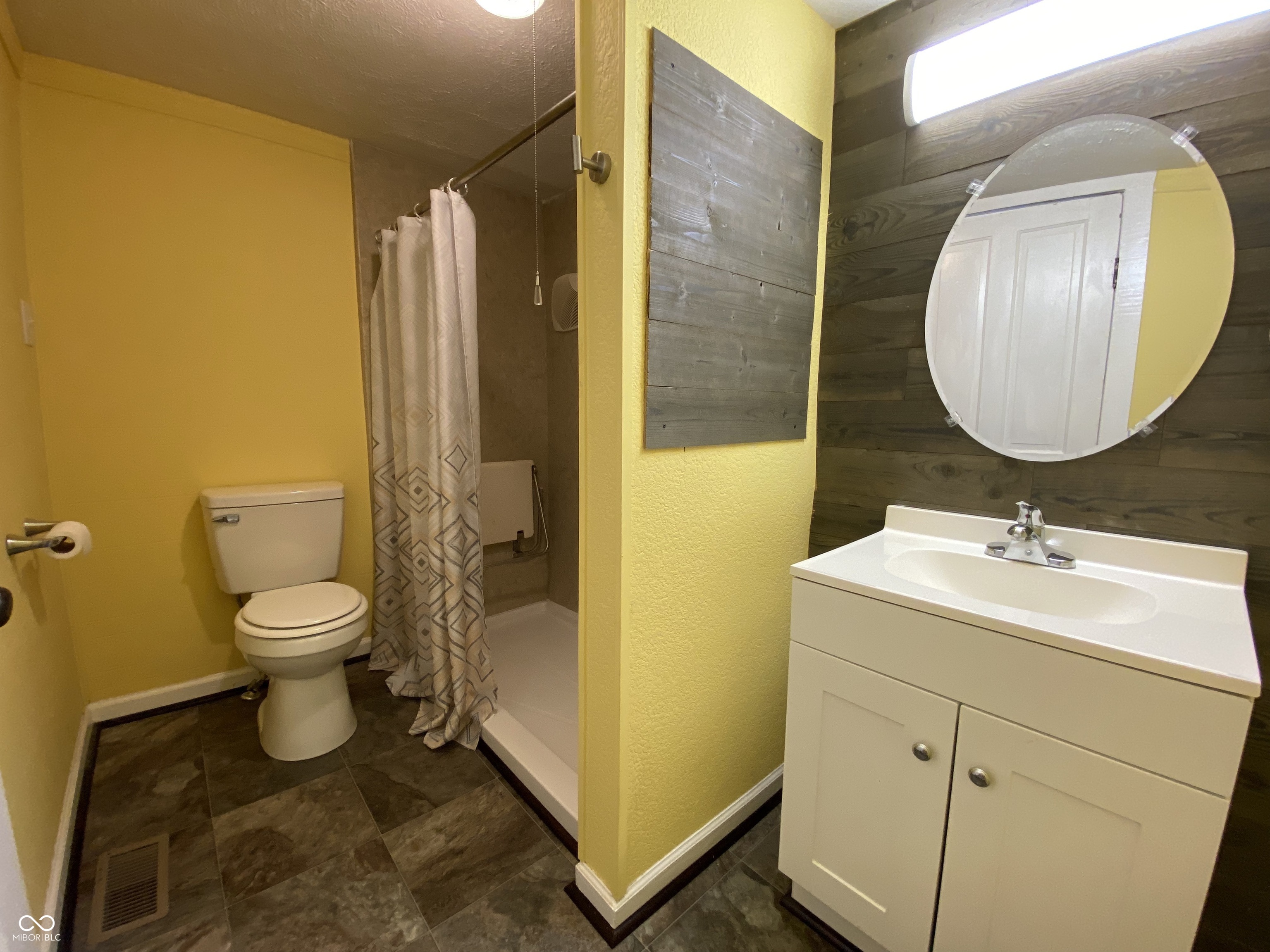 122 17th Street Bedford, IN 47421 - Photo 10 of 30