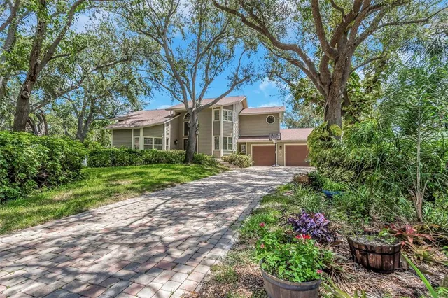 $1,499,000 | 1065 Sable Ct N East, St. Petersburg, FL 33702