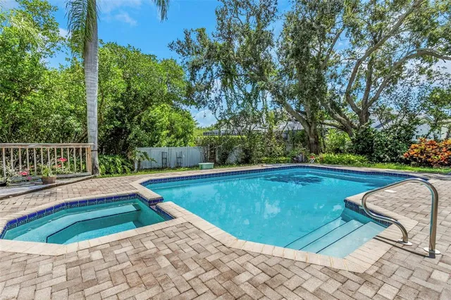 $1,499,000 | 1065 Sable Ct N East, St. Petersburg, FL 33702