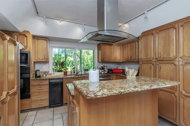 $1,499,000 | 1065 Sable Ct N East, St. Petersburg, FL 33702