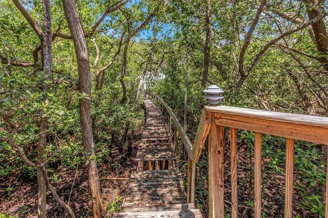 $1,499,000 | 1065 Sable Ct N East, St. Petersburg, FL 33702