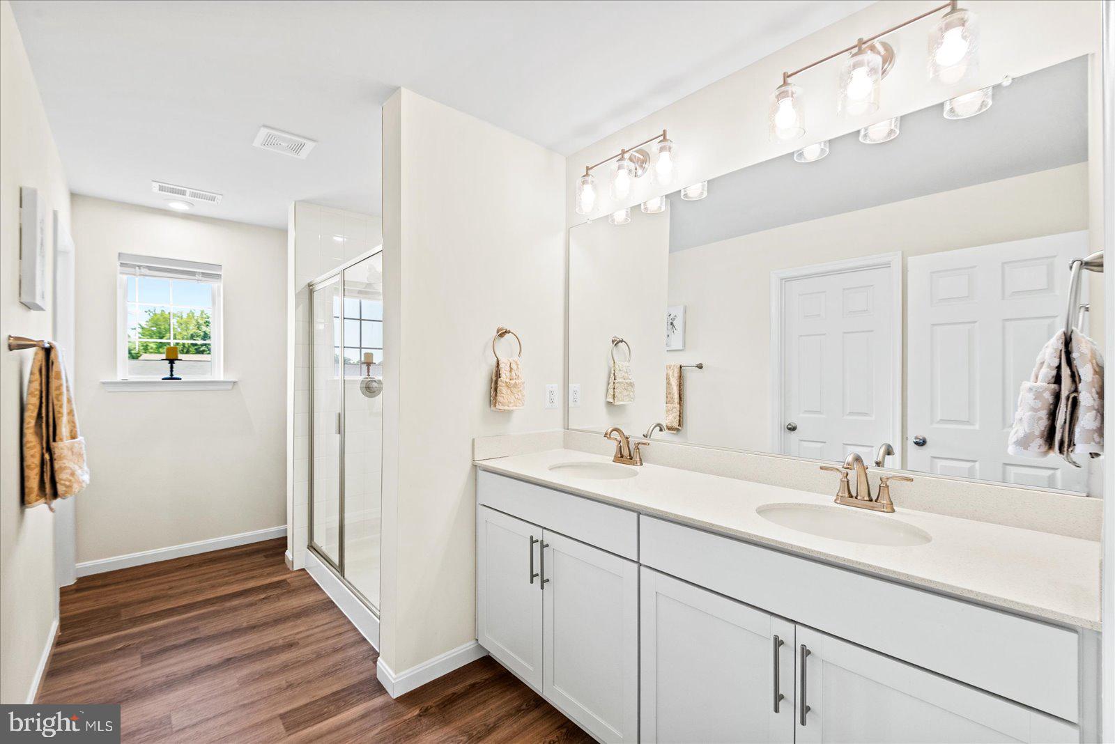 6325 Pointer Lane King George, VA 22485 - Photo 19 of 45 Primary bath