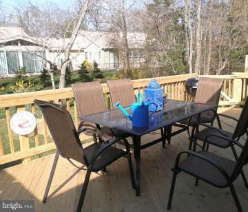924 Riversedge Circle Annapolis, MD 21401 - Photo 21 of 22 Exterior (Rear)