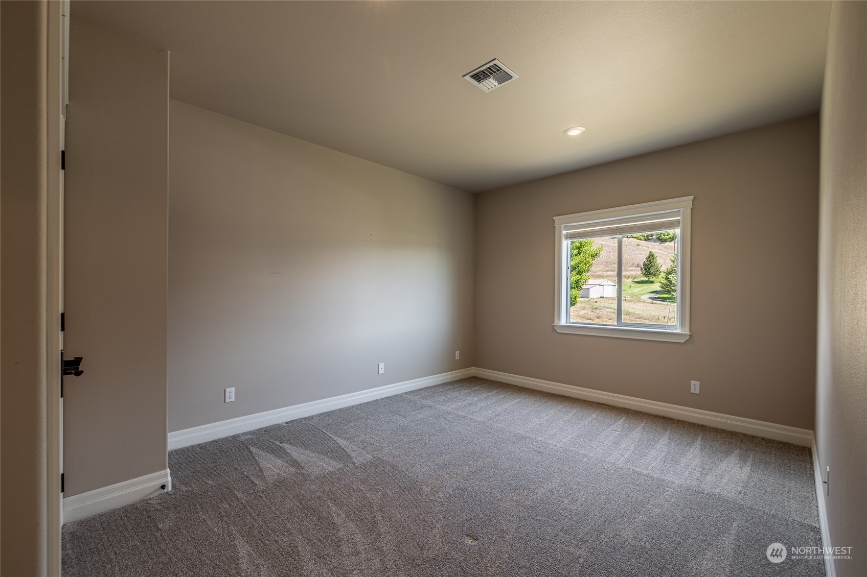 4135 Crestview Road Wenatchee, WA 98801 - Photo 23 of 39 Gallery Image 23