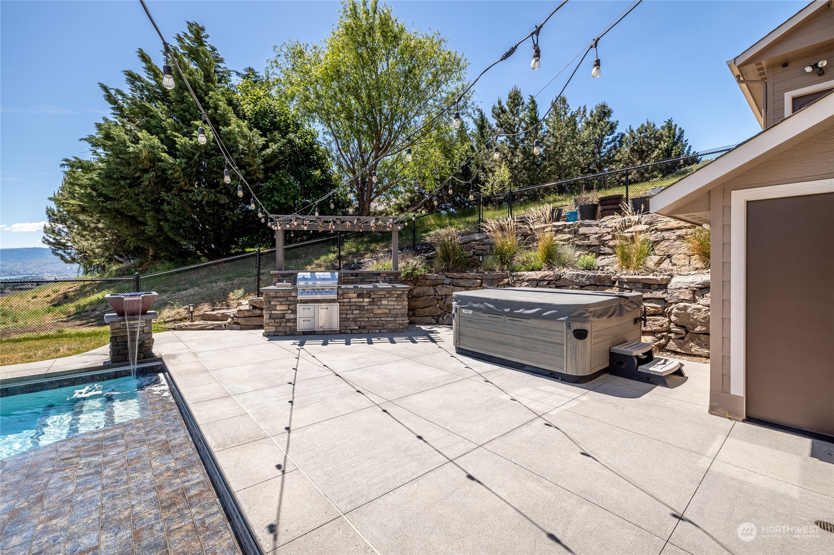4135 Crestview Road Wenatchee, WA 98801 - Photo 29 of 39 Gallery Image 29