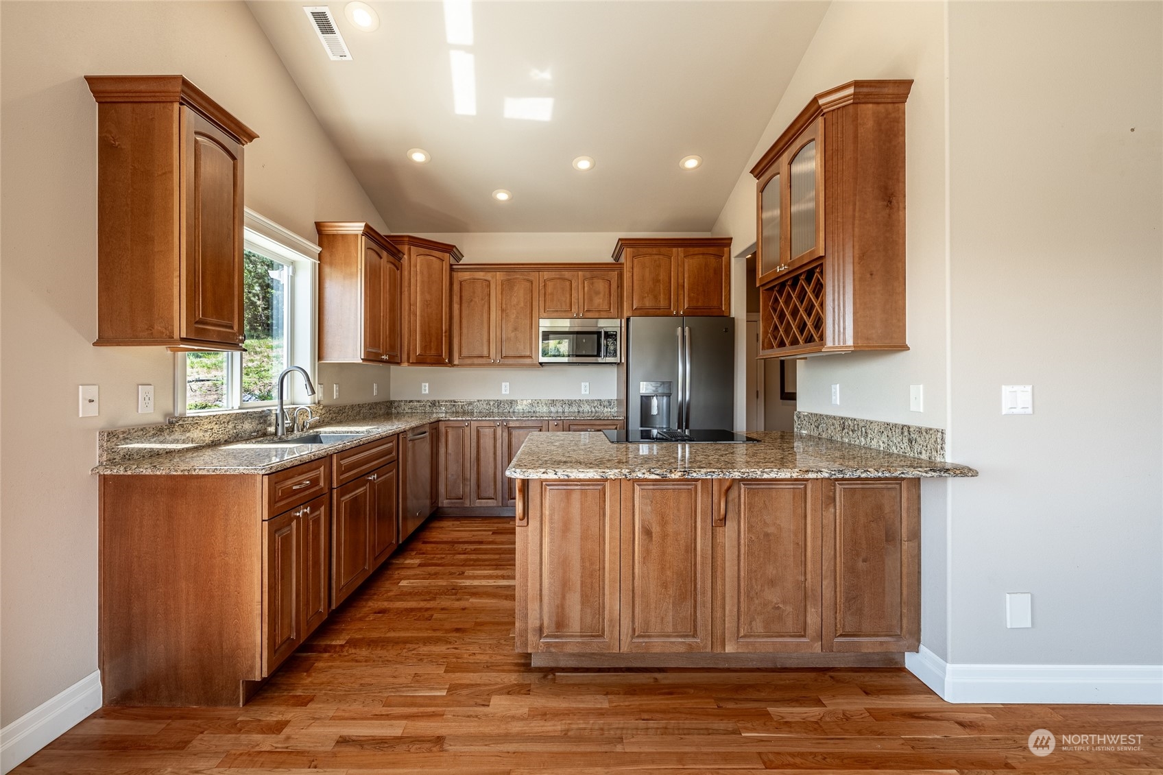 4135 Crestview Road Wenatchee, WA 98801 - Photo 7 of 39 Gallery Image 7
