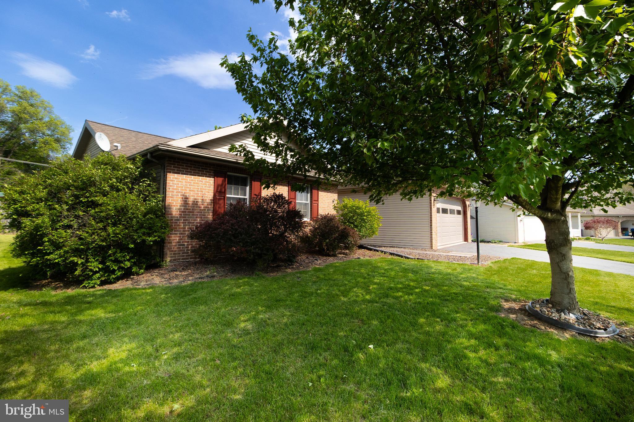 7 Southfield Road Lebanon, PA 17042 - Photo 4 of 37 Gallery Image 4