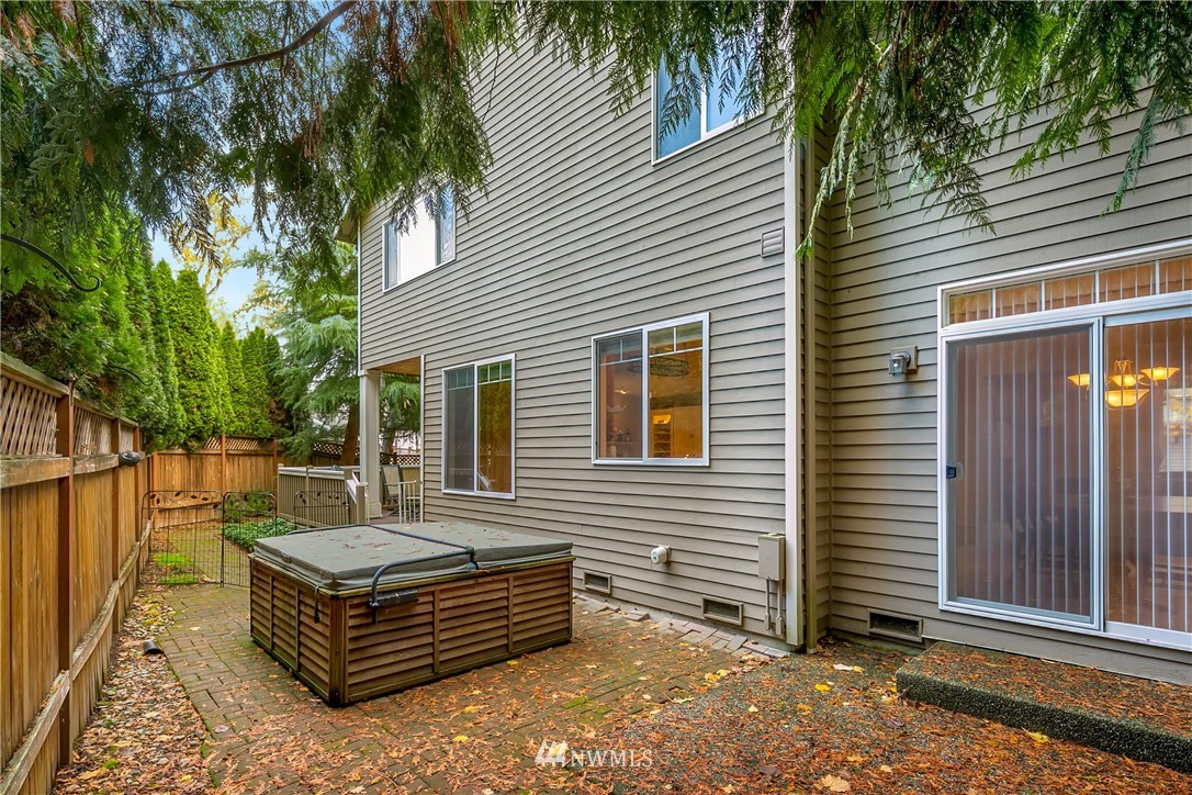 17330 5th Place West Bothell, WA 98012 - Photo 21 of 25