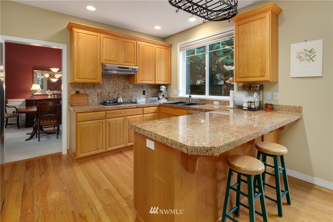 17330 5th Place West Bothell, WA 98012 - Photo 4 of 25