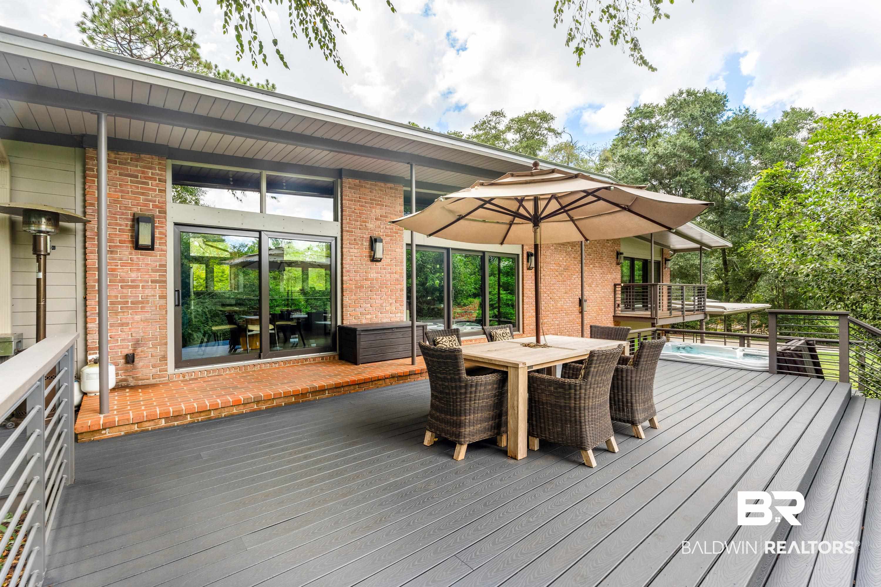 233 Suzanne Circle Mobile, AL 36608 - Photo 8 of 85 Gallery Image 8