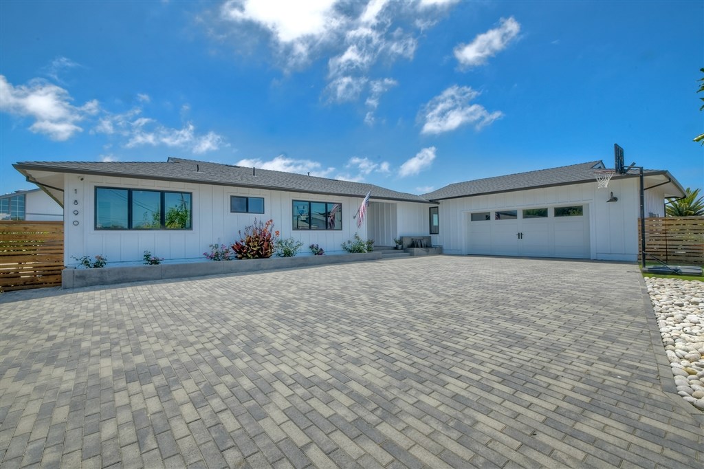a front view of house with yard
