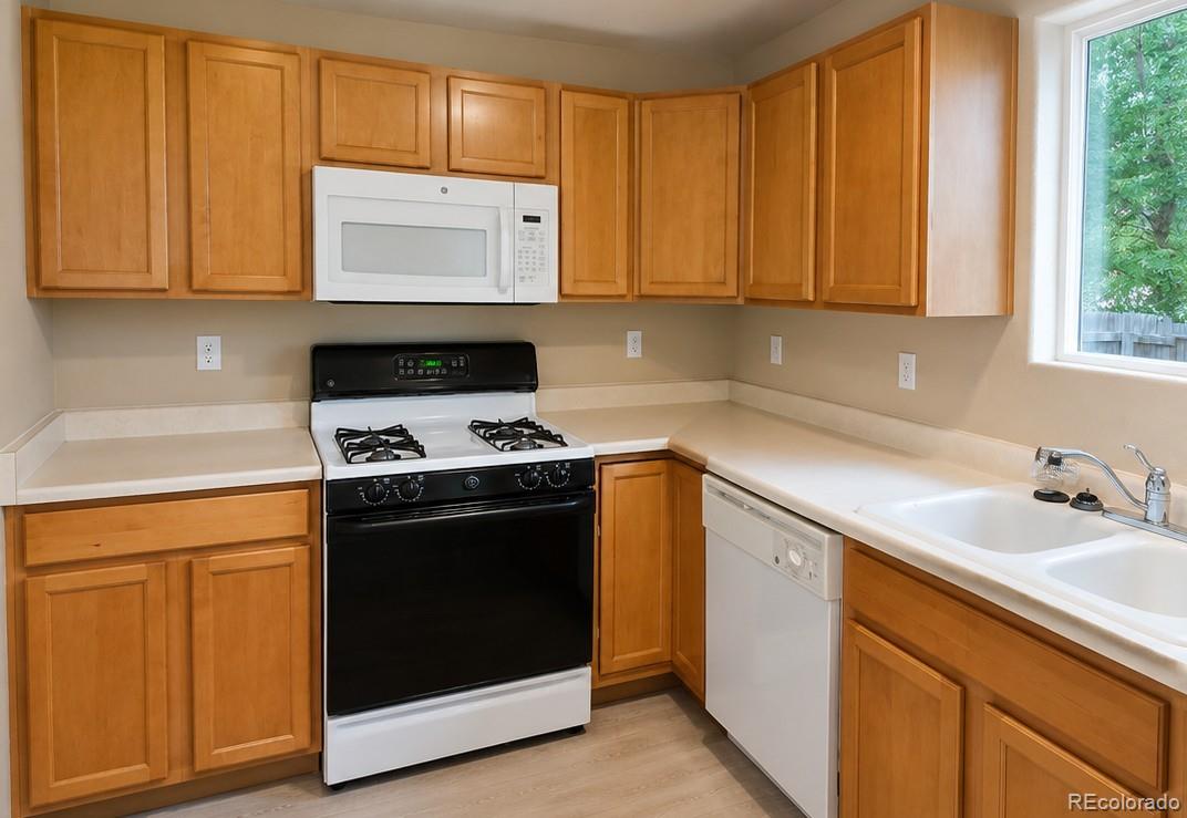 4919 Rusty Nail Point Colorado Springs, CO 80916 - Photo 5 of 12