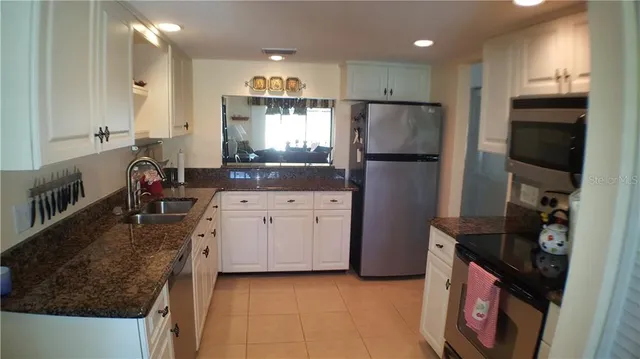 $3,490 | 6468 Seagull Drive, Unit 316, Bradenton, FL 34210