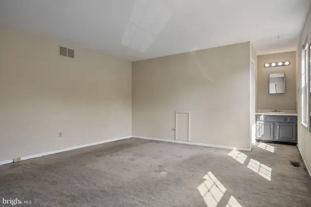 $275,000 | 13 Summit Court, Clementon, NJ 08021