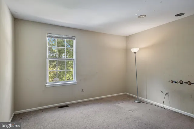 $275,000 | 13 Summit Court, Clementon, NJ 08021