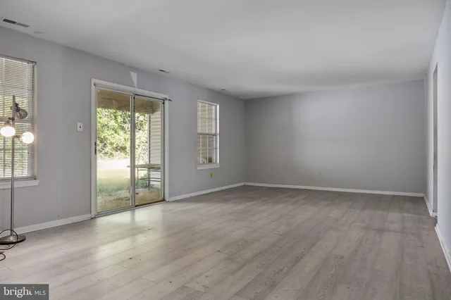 $275,000 | 13 Summit Court, Clementon, NJ 08021