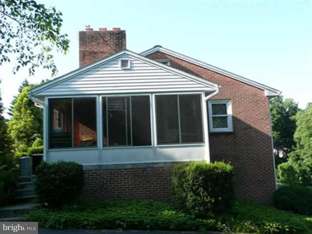 634 Devon Road Camp Hill, PA 17011 - Photo 2 of 6 Gallery Image 2