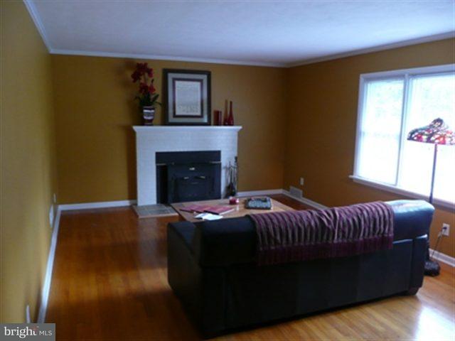 634 Devon Road Camp Hill, PA 17011 - Photo 3 of 6 Gallery Image 3