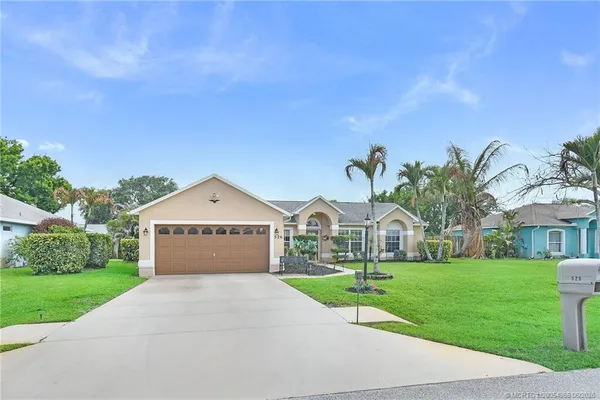 $489,000 | 526 Northeast Vanda Terrado, Jensen Beach, FL 34957