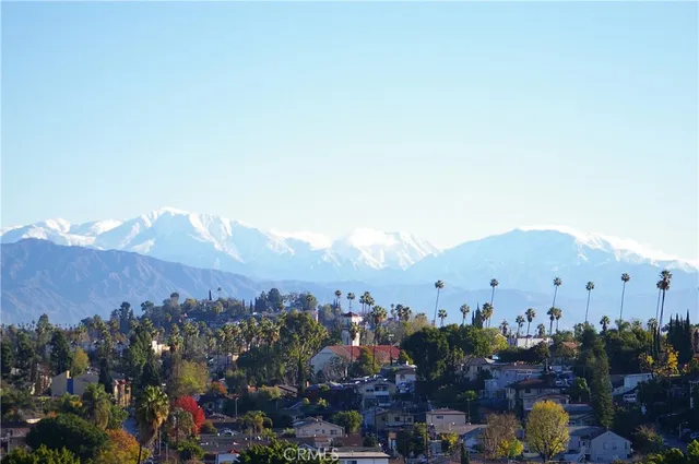 $499,000 | 4755 Templeton Street, Unit 2117, Los Angeles, CA 90032