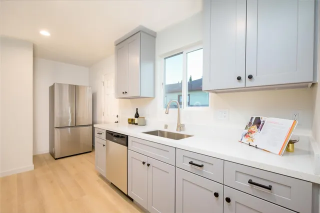 $1,888,000 | 1064 Fifteenth Avenue, Redwood City, CA 94063