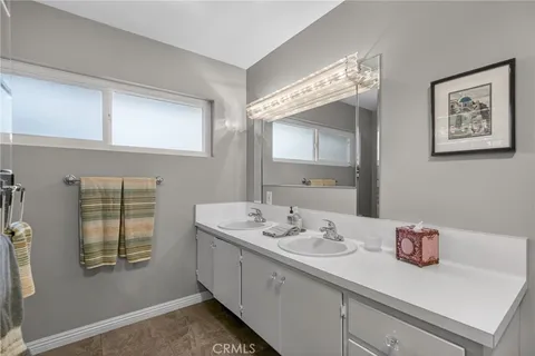 $949,900 | 5305 Bardwell Avenue, Riverside, CA 92506