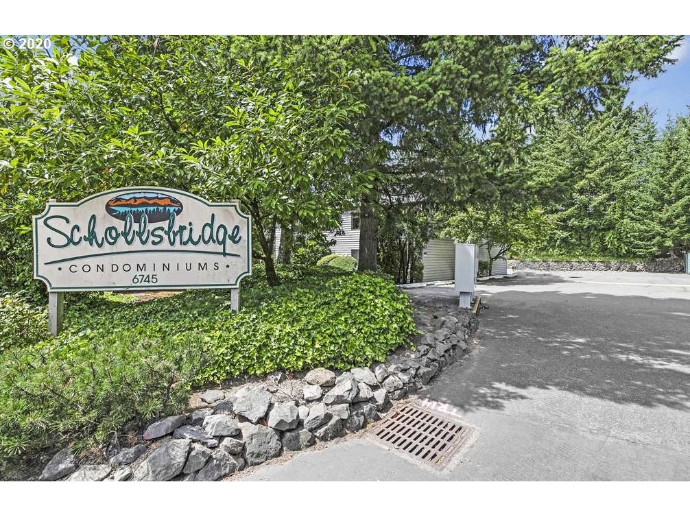 6745 Southwest Scholls Ferry Road, Unit 11 Beaverton, OR 97008 - Photo 1 of 17 Gallery Image 1