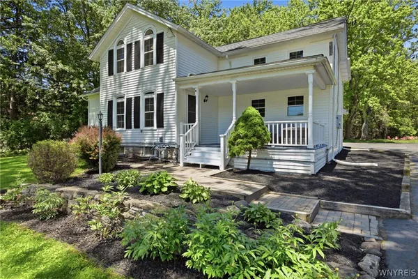 $599,900 | 4441 Tonawanda Creek Road, Pendleton, NY 14120