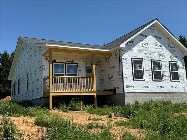 $339,900 | 31 River Chase Drive, Traphill, NC 28685