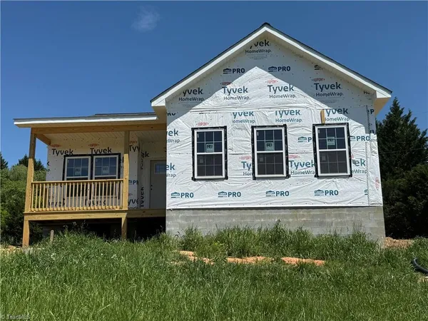 $339,900 | 31 River Chase Drive, Traphill, NC 28685