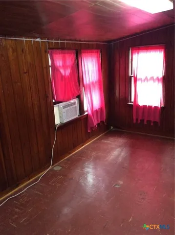 $125,000 | 914 MacArthur Street, Cuero, TX 77954