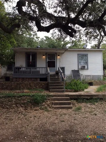 $125,000 | 914 MacArthur Street, Cuero, TX 77954