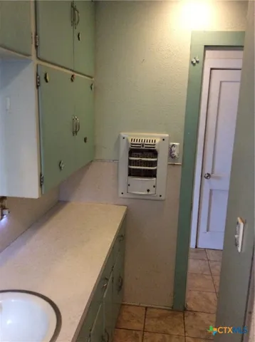 $125,000 | 914 MacArthur Street, Cuero, TX 77954