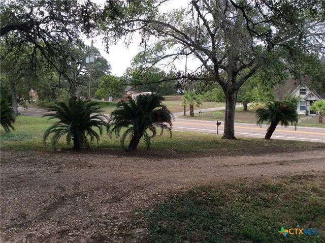 $125,000 | 914 MacArthur Street, Cuero, TX 77954