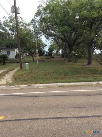 $125,000 | 914 MacArthur Street, Cuero, TX 77954