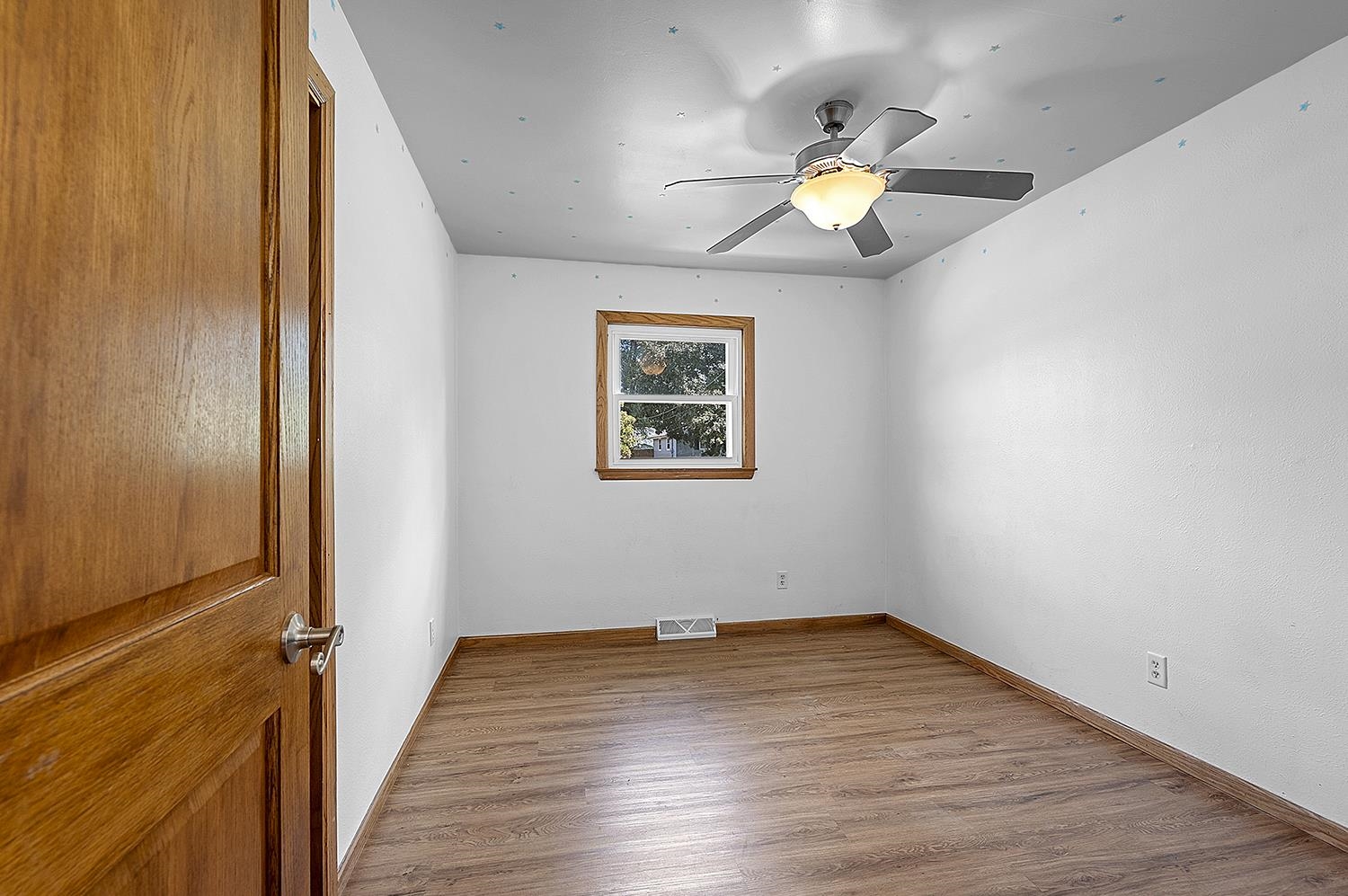 931 Coppens Road Green Bay, WI 54303 - Photo 11 of 41 Gallery Image 11
