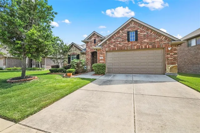 $2,500 | 1904 Hidden Fairway Drive, Wylie, TX 75098